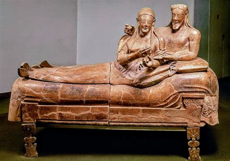 The Sarcophagus of the Spouses - A Roman Ode to Eternal Love and Eerie Realism!