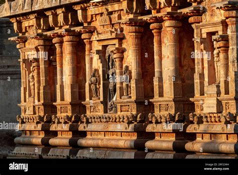 The Daini Shiva Temple: A Glimpse into 12th Century Chola Architecture!