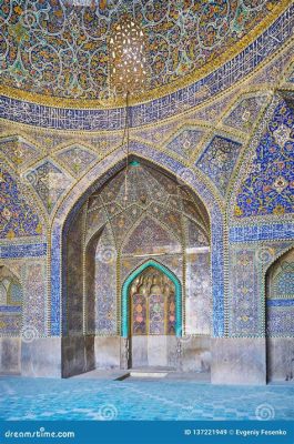 The Great Mihrab of Isfahan – A Symphony of Turquoise and Gold Underneath Celestial Archways!