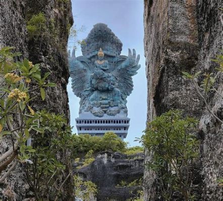 The Kraton Garuda Sculpture Embraces Majesty and Divine Grace!