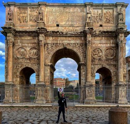 The Triumphal Arch of Quintiliano: An Eerie Symphony of Stone and Shadow!